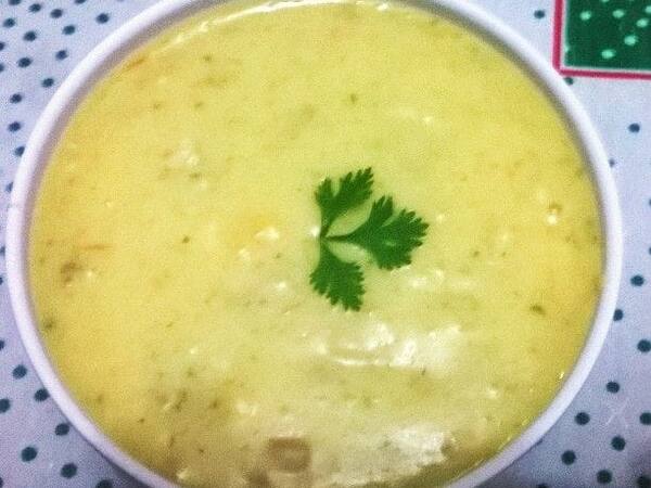 CALDO DE AIPIM COM FRANGO 500ml